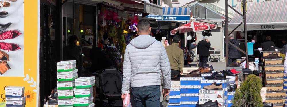 Eskişehir’de ayakkabı izdihamı: Uygun fiyatla…