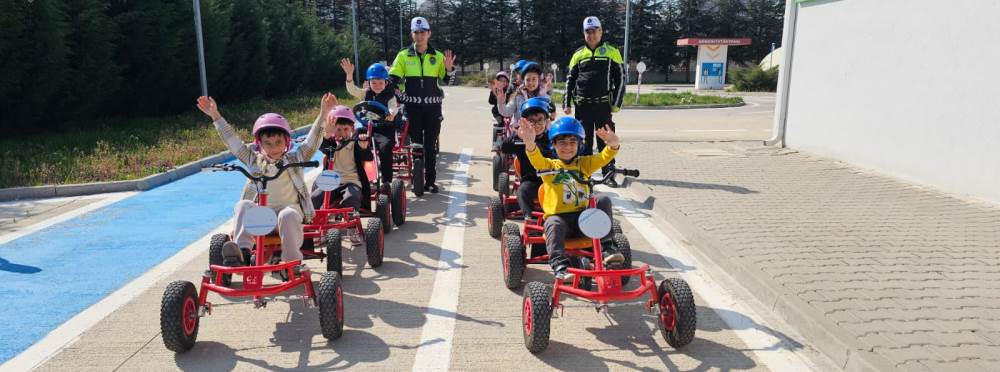 Eskişehir’de çocuklara trafik eğitimi seferbe…