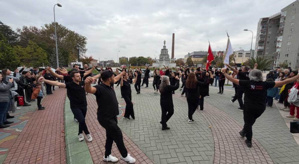 Eskişehir’de Cumhuriyet Bayramı'na özel zeybe…