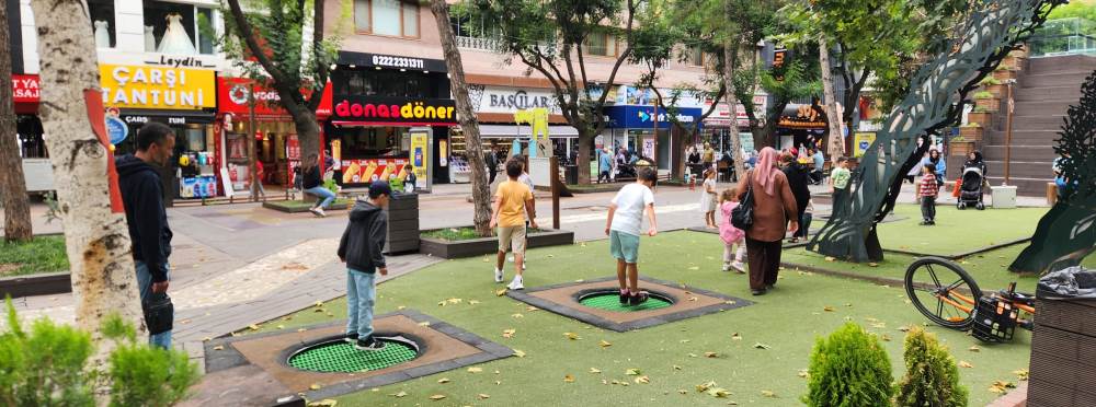 Eskişehir'de hafta sonu çocuk parkları doldu …