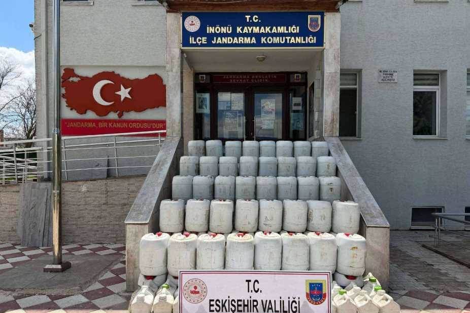 Eskişehir’de jandarmadan kaçak gübre operasyo…