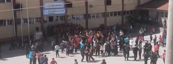 Eskişehir’de minik taraftarlardan Eskişehirsp…