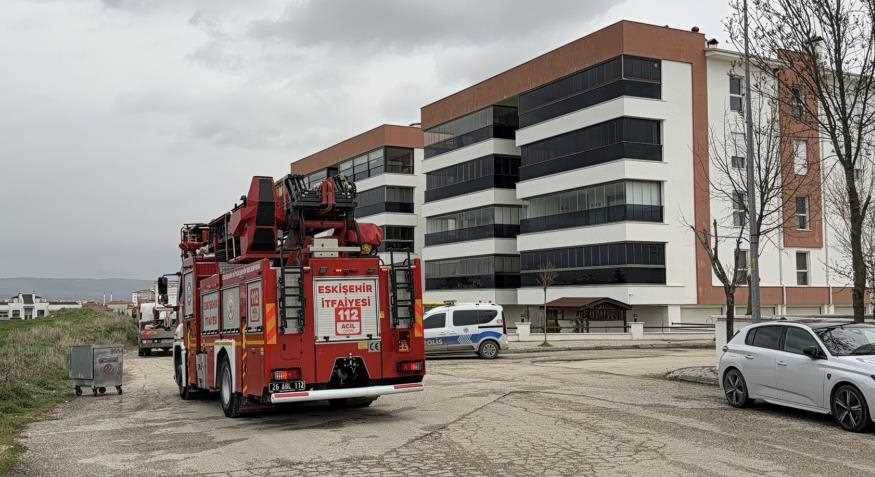 Eskişehir’de ütüden çıkan yangın paniğe neden…