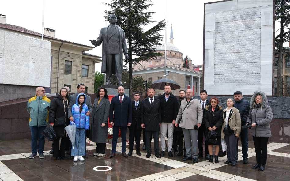 Eskişehir'de Zafer Partisi’nden 23 Nisan mesa…