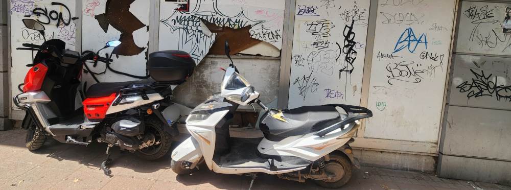 Eskişehir'in merkezindeki bakımsız yapı tepki…