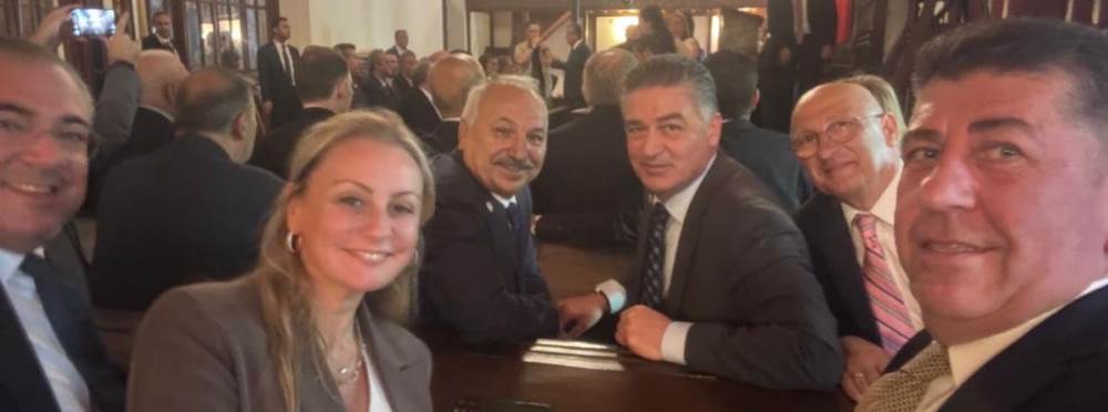 Eskişehirli vekil Çakırözer'den YENİ Parti me…
