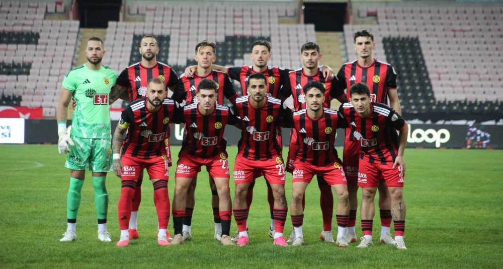 Eskişehirspor’a destek mesajları peş peşe geldi