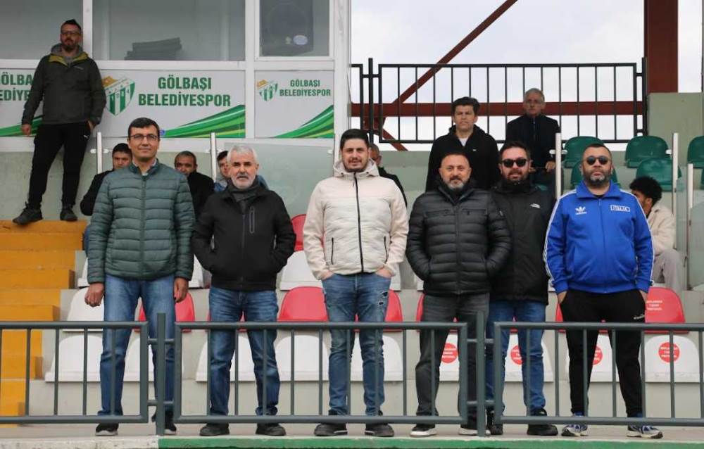 Eskişehirspor’da yönetim Ankara TKİ maçını iz…