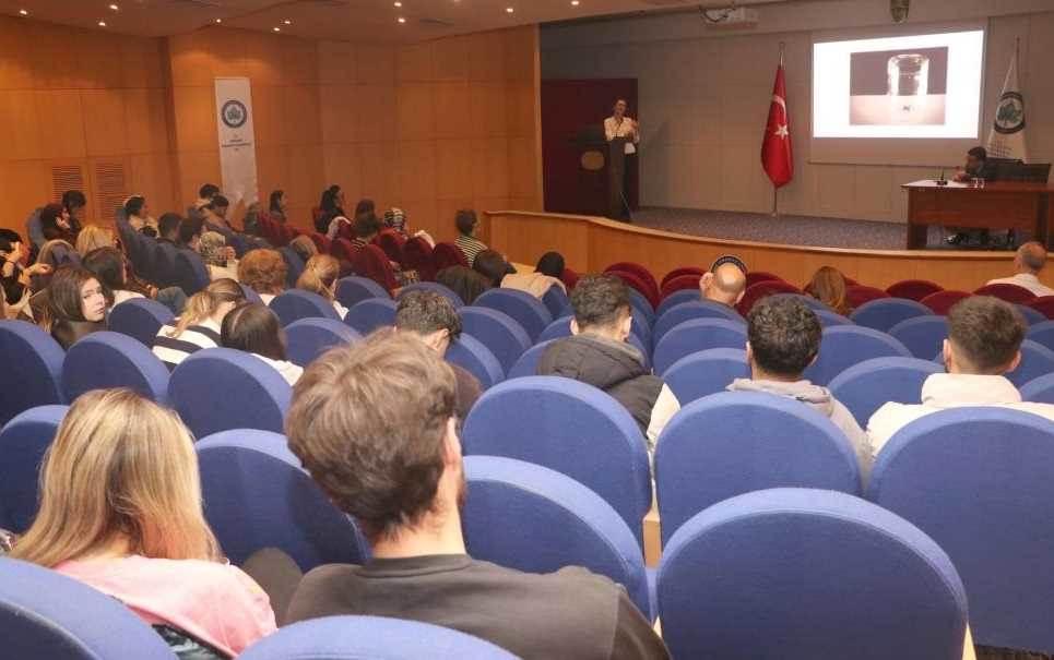 ESOGÜ’de “Sağlıklı Yaşlanma Paneli” düzenlend…
