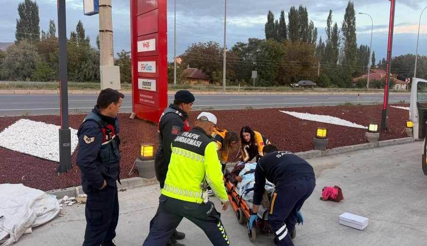 Hacizli araç sürücüyü bayılttı! Ekipler hemen…