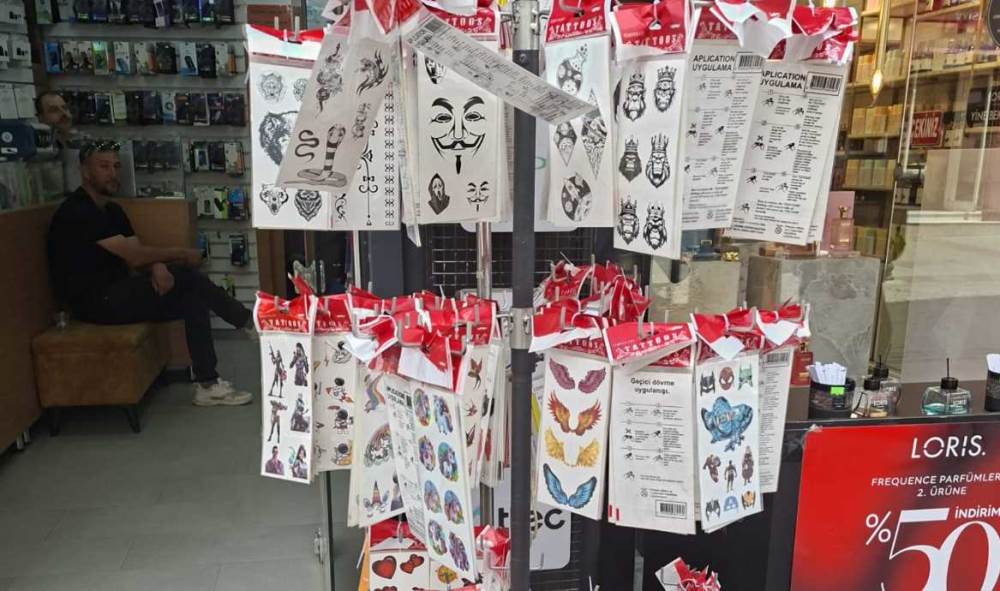 Hamamyolu’nda geçici dövme rüzgârı
