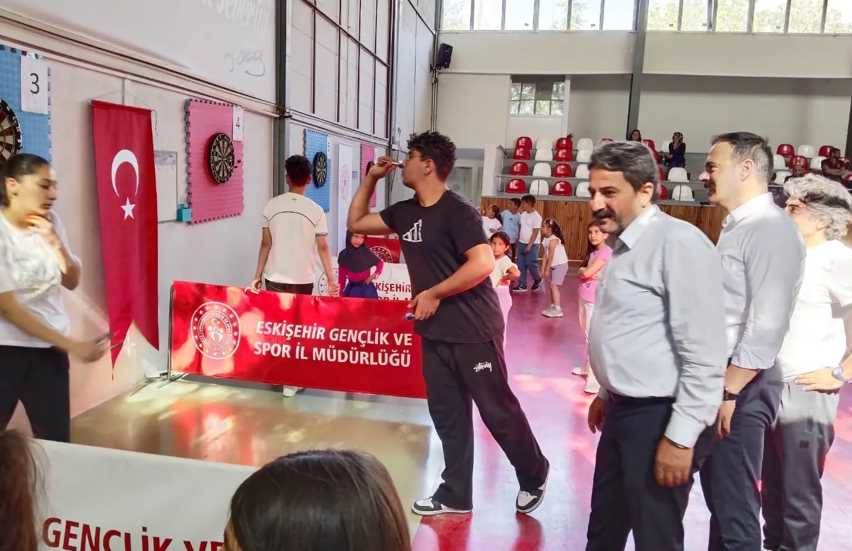 Hasan Kalın gençlerle spor yaptı