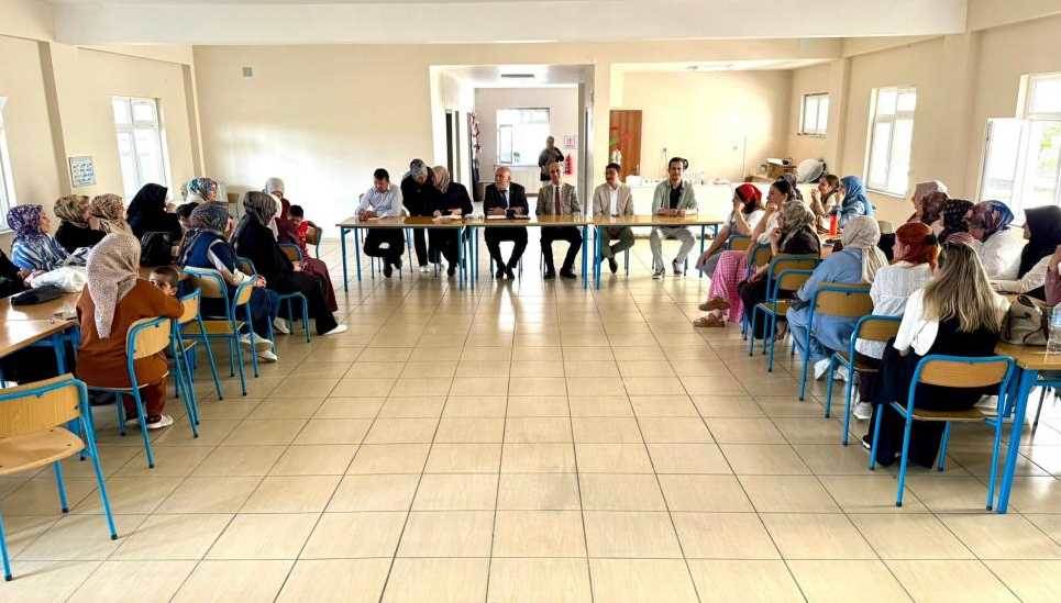 Hisarcık’ta Kitap Söyleşisi etkinliği düzenle…