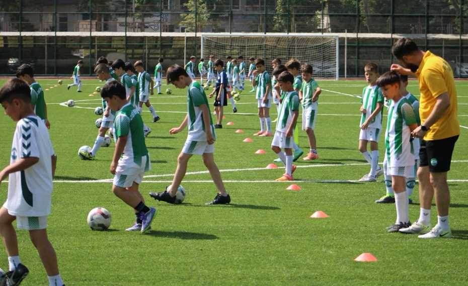Kayıtlara ilgi bir hayli büyük