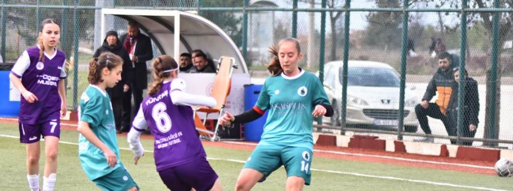 Kızlarda bu hafta derbi var