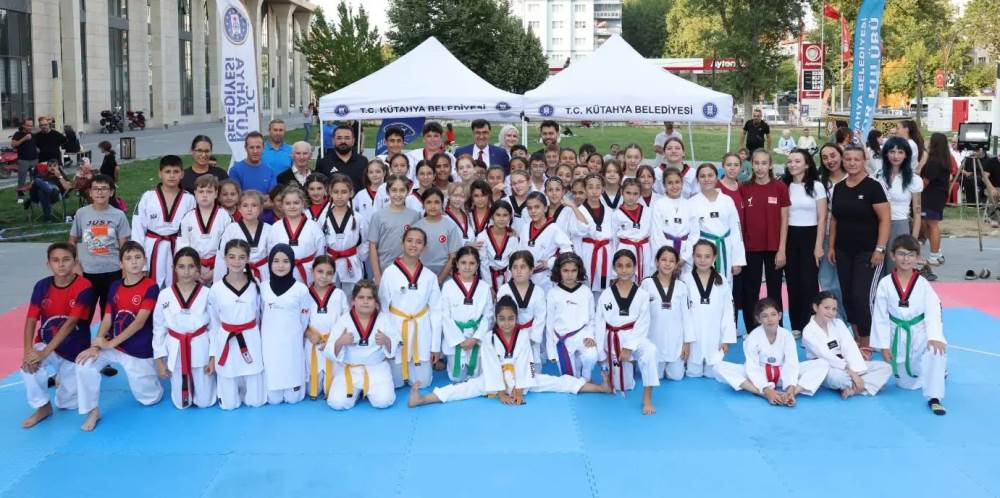 Kütahya'da 100’ün üzerinde minik sporcu mücad…