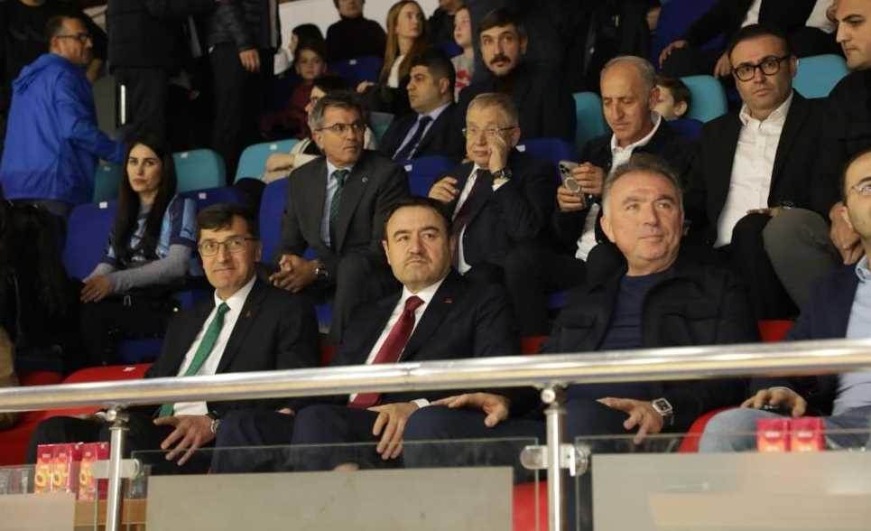 Kütahya Valisi ve Belediye Başkanı'ndan Kütah…