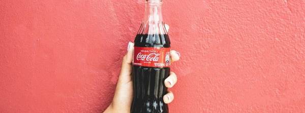 Şekersiz kola içenler dikkat: “Masum” sanılan tatlandırıcı alarm verdi!