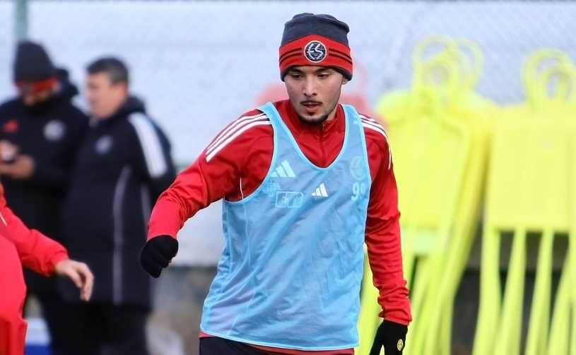 Şimşekler taktik çalıştı