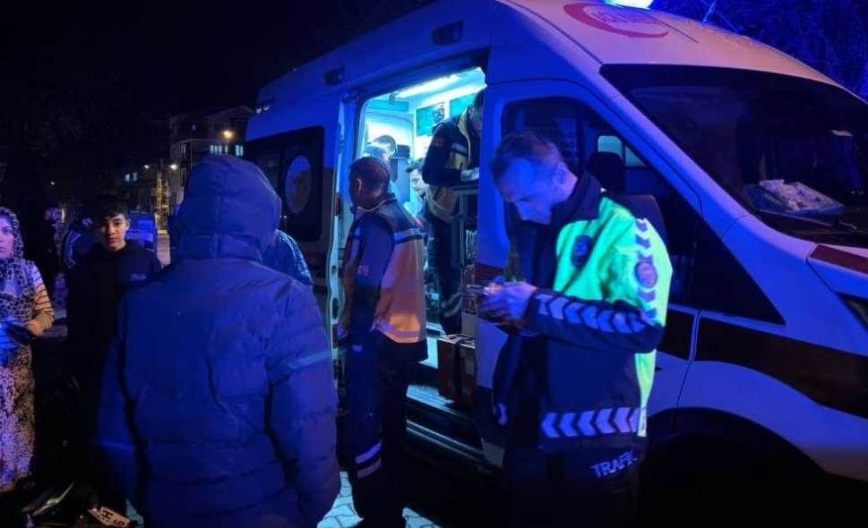 Tavşanlı’da kaza: Traktörün altında kalan mot…