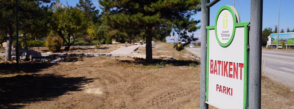 Tepebaşı’nda park yenileme çalışmaları hız kesmede…